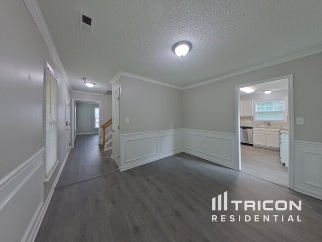 Building Photo - 7824 Trotter Rd