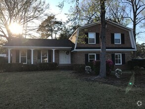 Building Photo - 2327 W Palmer Dr