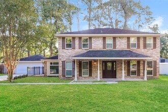 Building Photo - 647 Mosswood Dr
