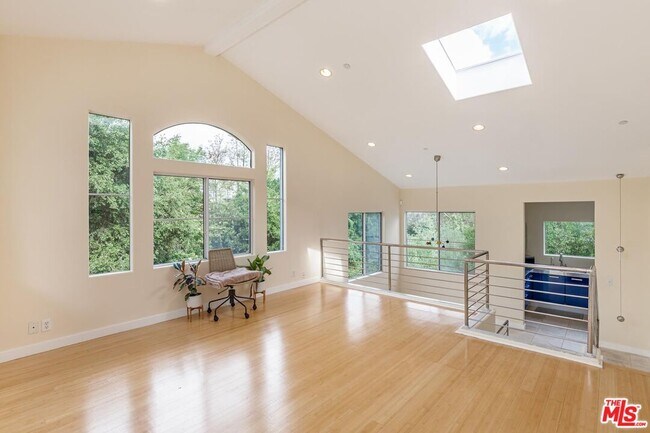Building Photo - 23639 Clover Trail