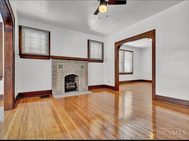 Photo - 4363 Ridgeview Ave Apartment