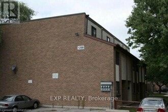 Building Photo - 1200-1200 Courtland Ave E