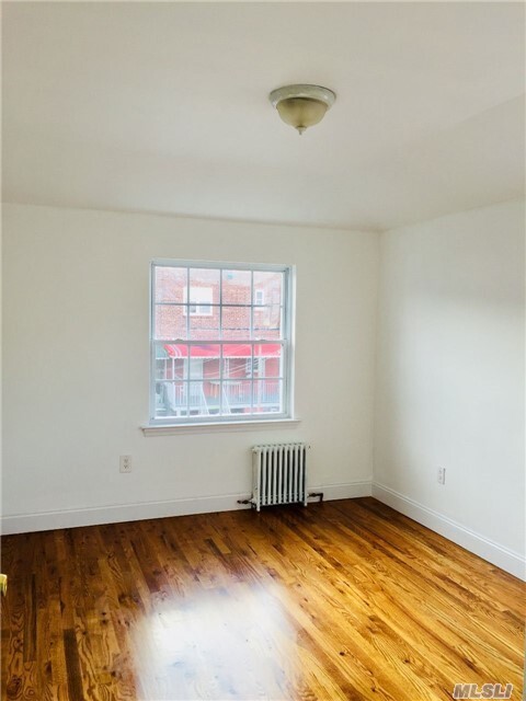 Building Photo - 132-42 59th Ave