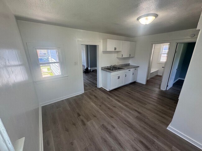 Foto del edificio - Remodeled 3-Bedroom Home – Move-In Ready - Updated pics coming soon!