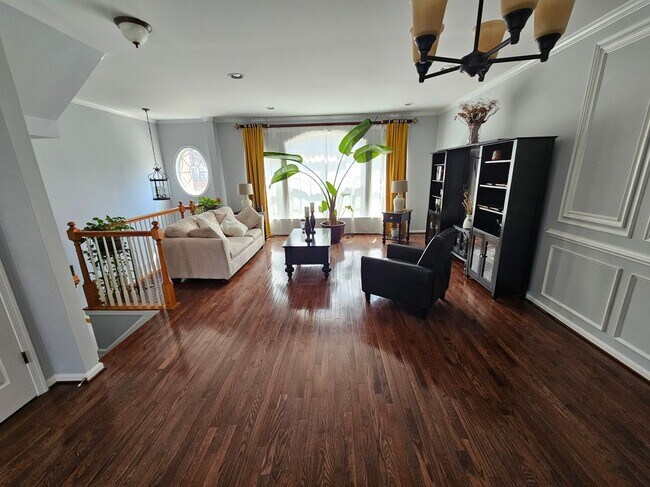 Foto del edificio - 1201 Cambria Terrace NE