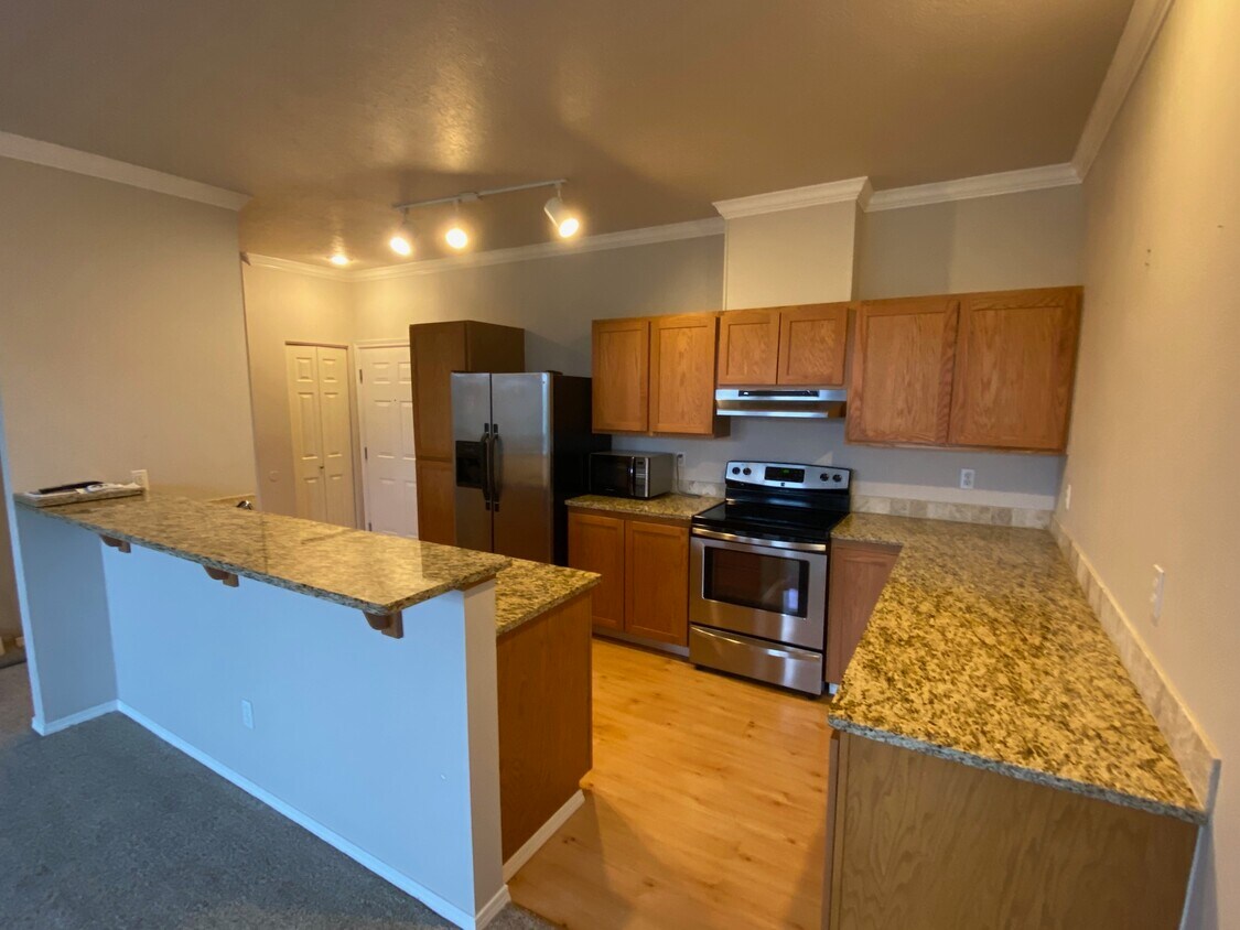22855 E Country Vista Dr Unit 316, Liberty Lake, WA 99019 Condo for Rent in Liberty Lake, WA