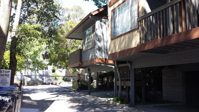 Foto del edificio - 1476 Lincoln