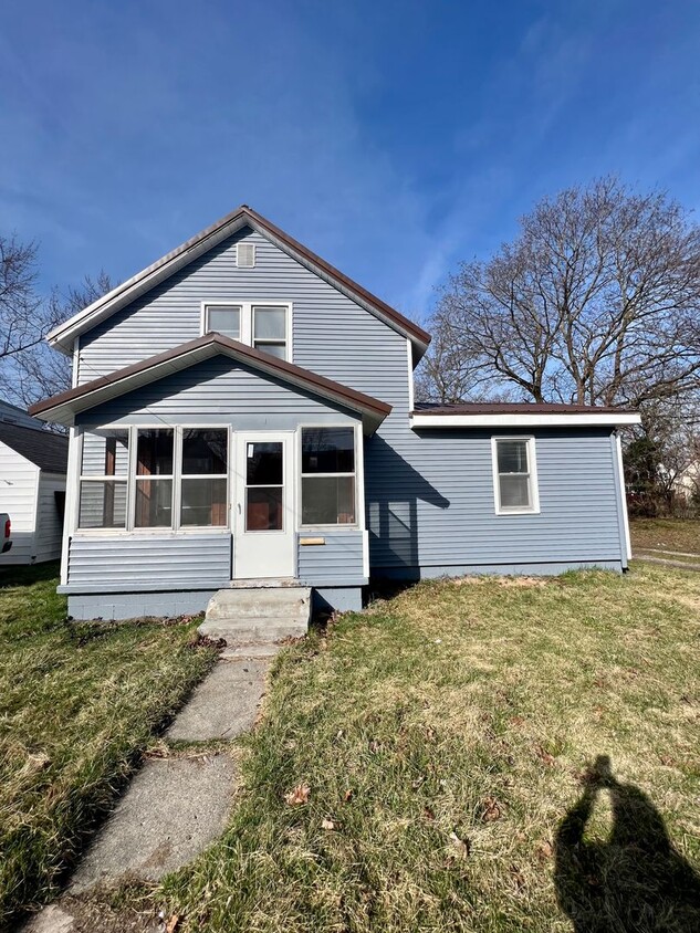 New Listing 4 Bedroom House in New Haven House Rental in New Haven