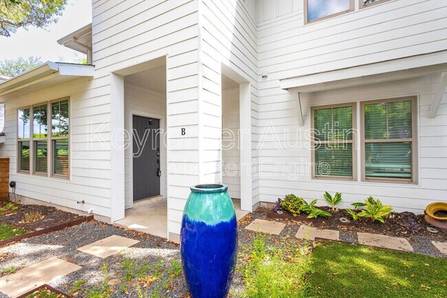 Building Photo - 3607 Marcae Ct