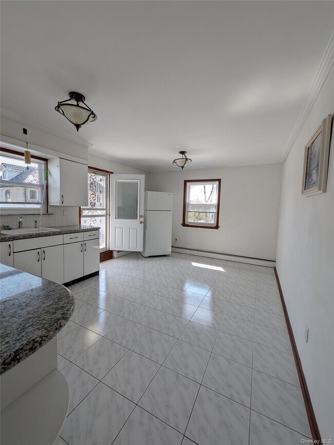 Foto del edificio - 178-05 69th Ave