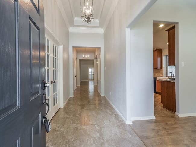 Building Photo - 15310 Cypressedge Ct