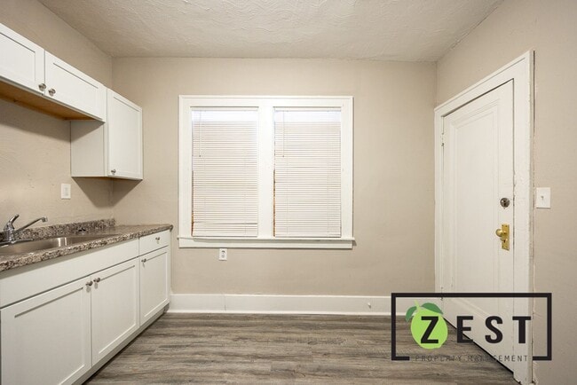 Foto del edificio - 3209-3211 Pasadena St