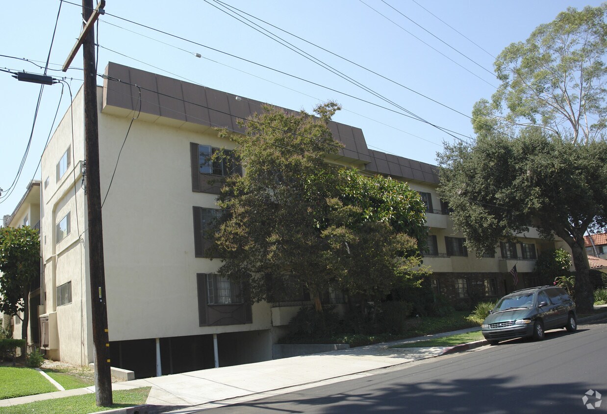 Foto del edificio - 705 N Monterey St