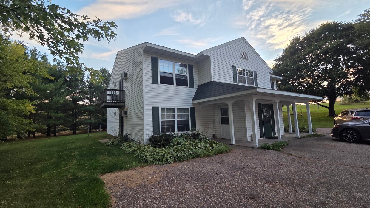 Foto principal - 433 Clinton Ct