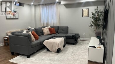 Building Photo - 14 Copperhill Hts