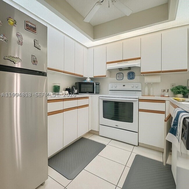 Foto del edificio - 12500 SW 5th Ct