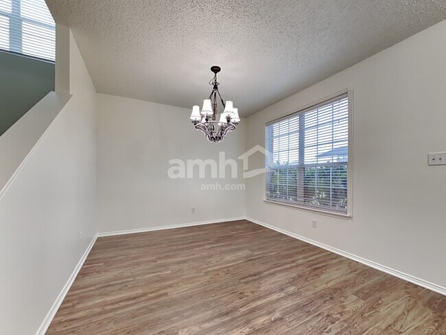 Foto del edificio - 5312 Bison Ct