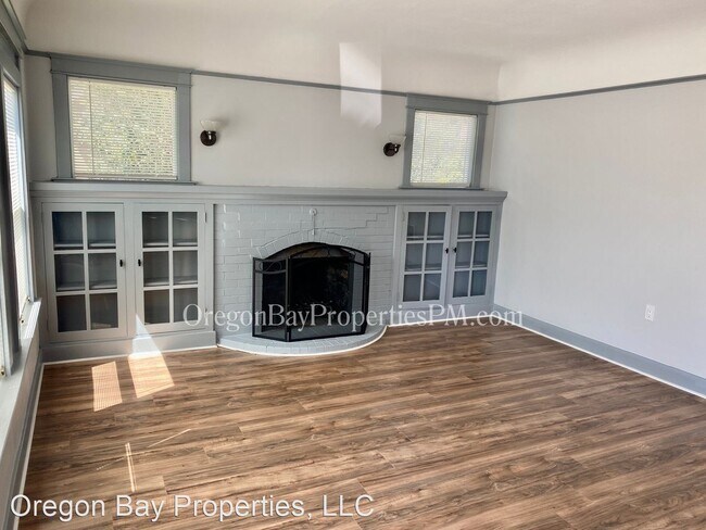 Building Photo - 2 br, 1 bath House - 552 Johnson Ave
