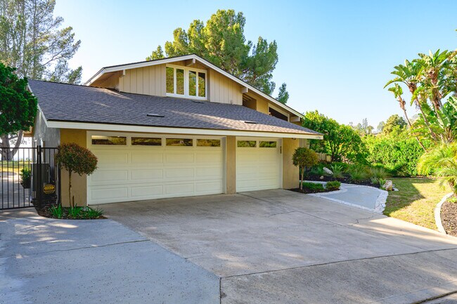 Photo - 10961 Limetree Dr House