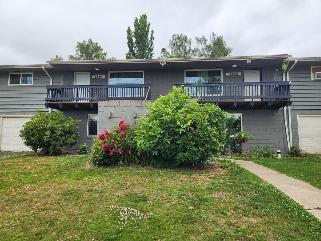 1580-1584 SW Thomsen Ave Unit 1582, Chehalis, WA 98532 - Room for Rent ...