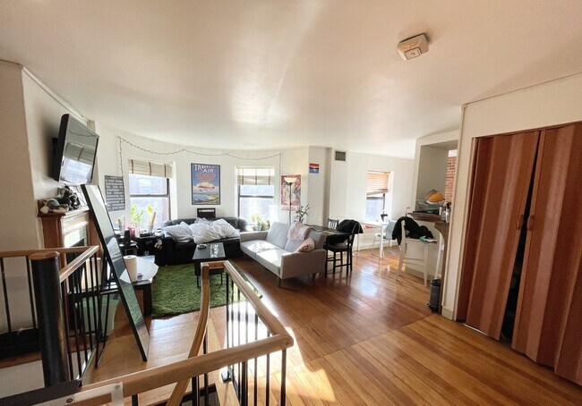 Foto del edificio - 111 Gainsborough St