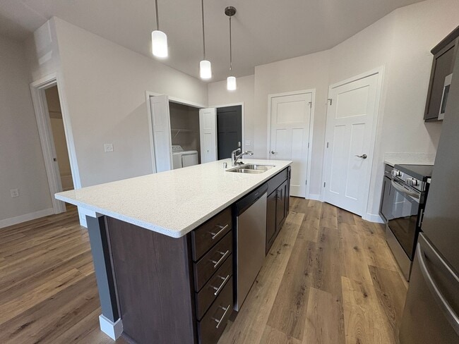 Interior Photo - Central Park Place