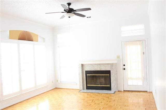 Foto del edificio - 3120 Silver Springs Ln