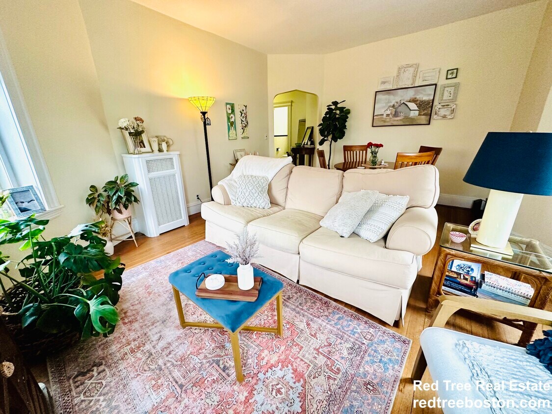Foto principal - 94 Corey Rd