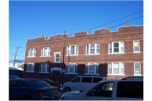 Building Photo - 2100 N Keeler Ave