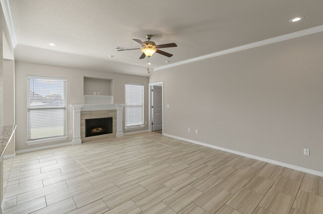 Building Photo - 1230 Gardenia St