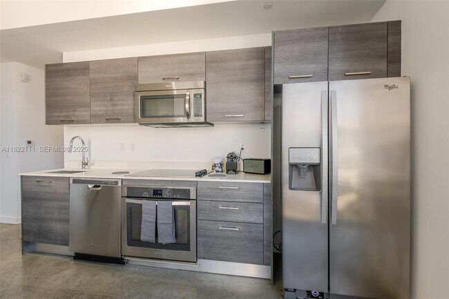 Foto del edificio - 151 SE 1st St