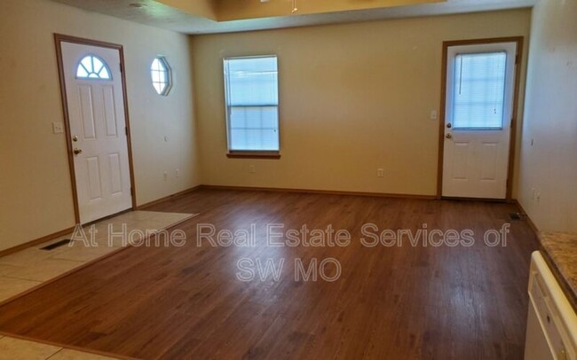 Foto del edificio - 5602 N Purple Ln