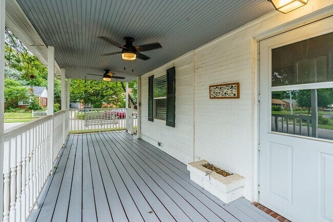 Foto del edificio - Charming 3 bedroom 2 bath home in Southland neighborhood!