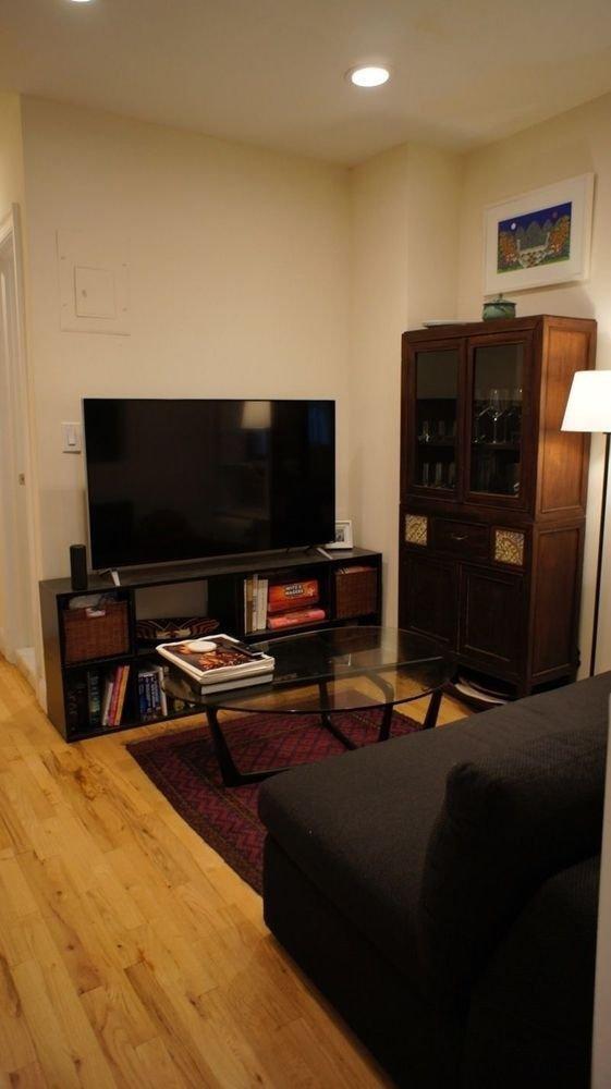 Building Photo - 1 bedroom in manhattan NY 0