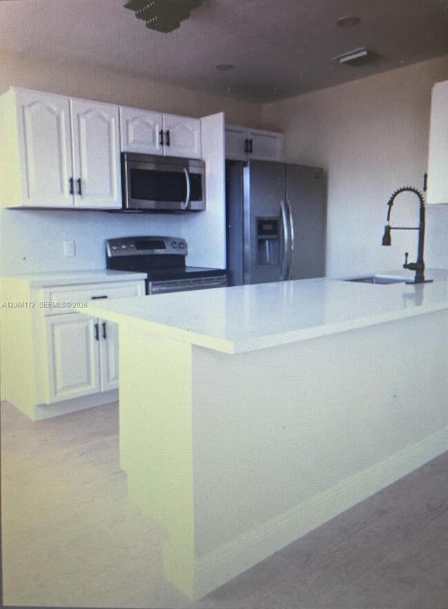 Building Photo - 1531 N 70th Terrace