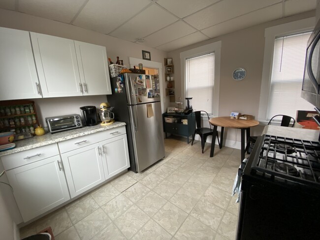 Building Photo - 40 Wigglesworth St