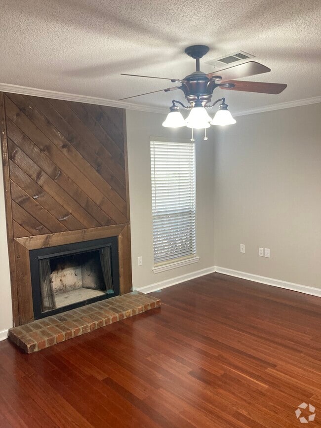Building Photo - 957 Ridgepoint Ct