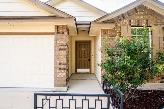 Photo - 3558 Glacier Lake House