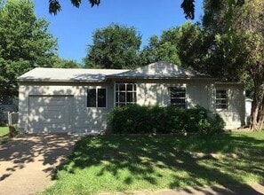 Building Photo - 508 Patton Dr