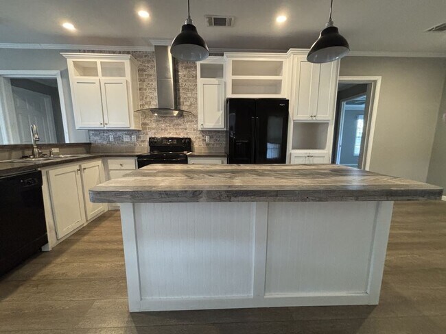 Foto del edificio - 4 Golf Cove Ct