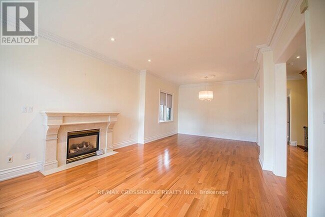 Building Photo - 133 Woburn Ave