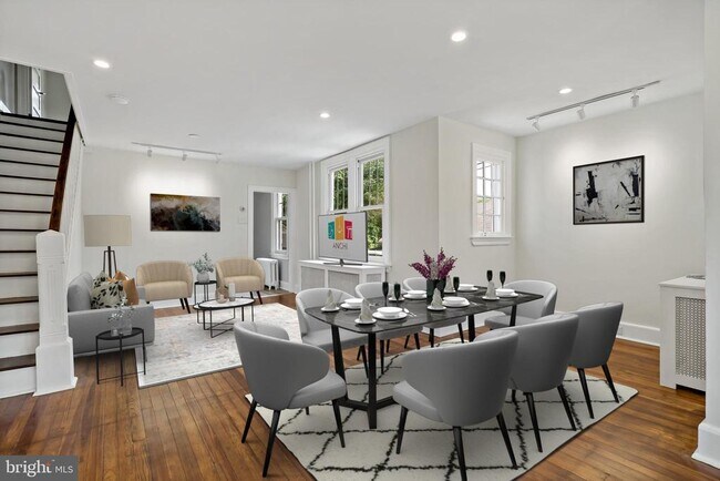 Foto del edificio - 428 Brookhurst Ave