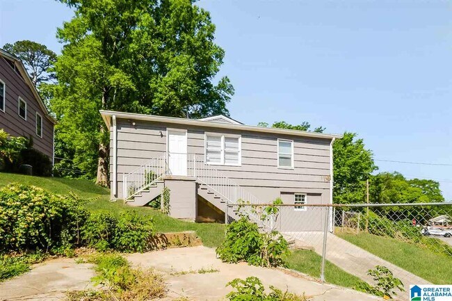 Foto del edificio - 8341 Vassar Ave