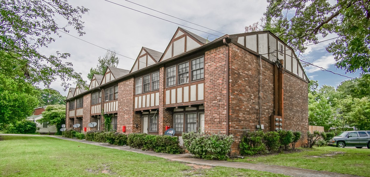 Primary Photo - Jefferson Apartments