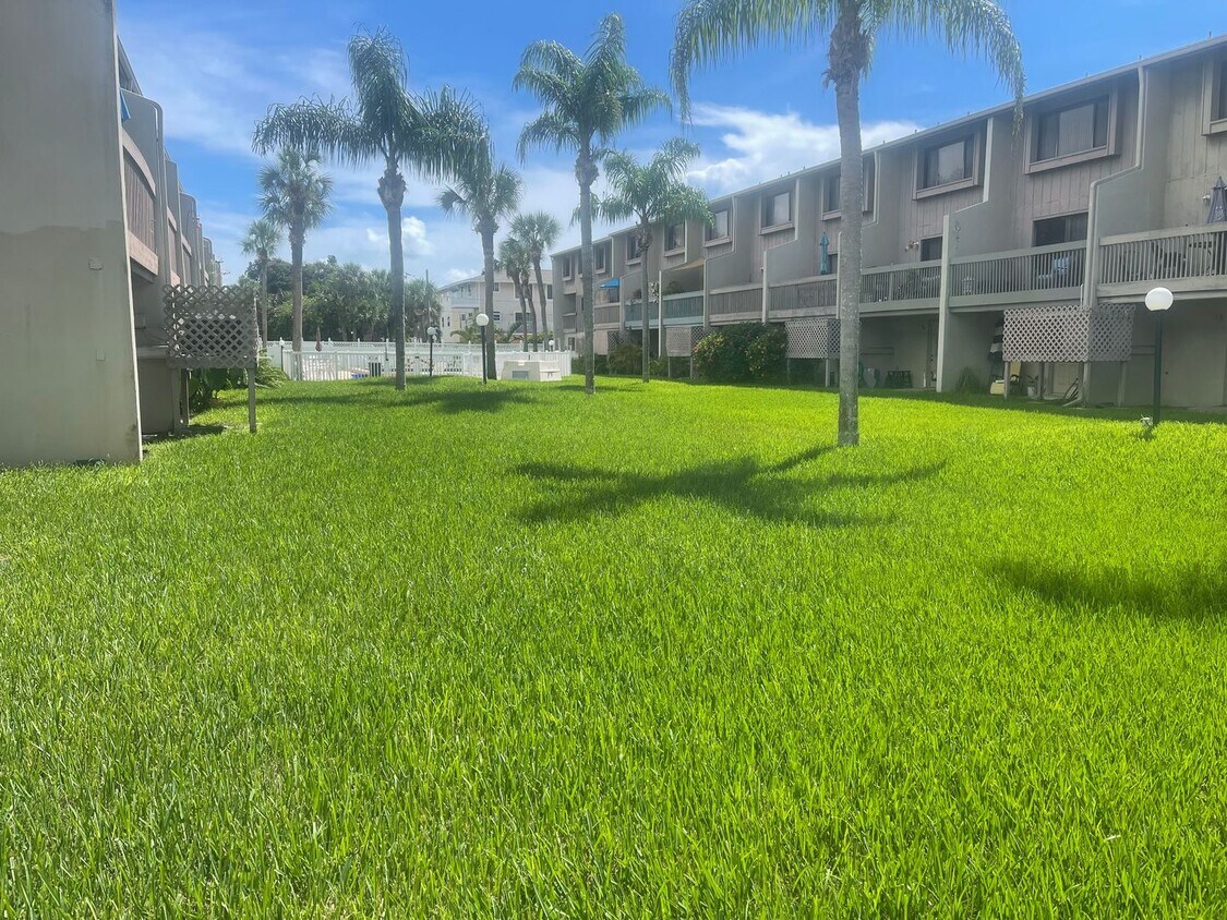 Beach Place Town House - Beach Place Town House