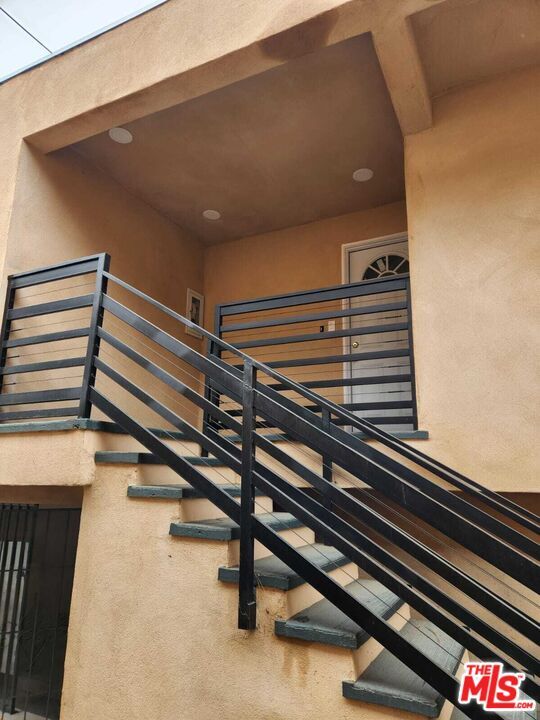 Foto del edificio - 4308-4304 Leimert Blvd