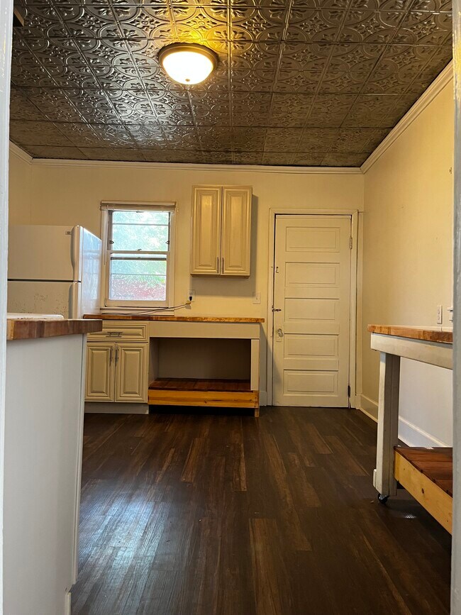 Foto del edificio - 2639 Taylor St NE