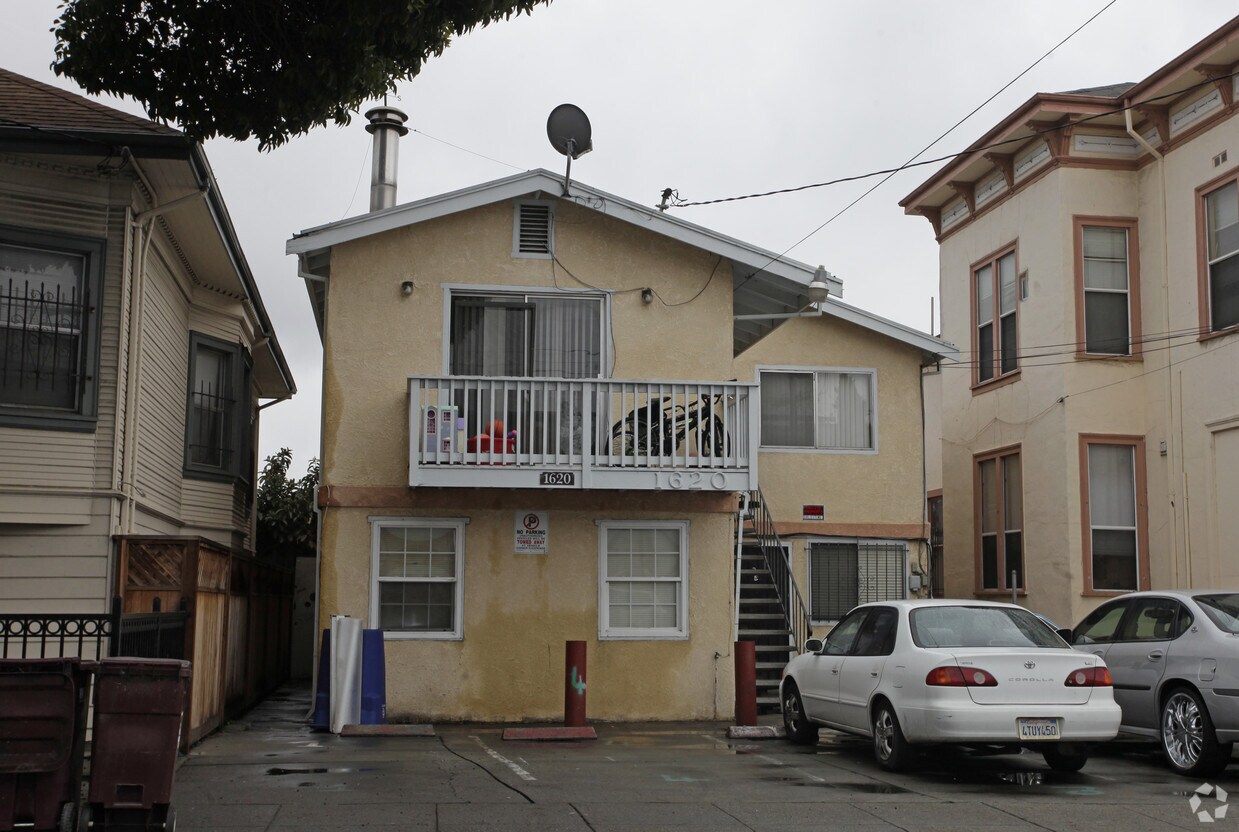 Foto del edificio - 1620 8th Ave