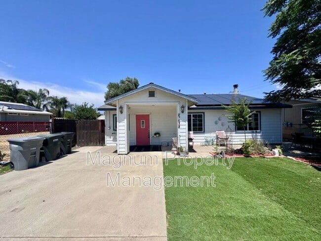 Building Photo - 21638 Grand Ave