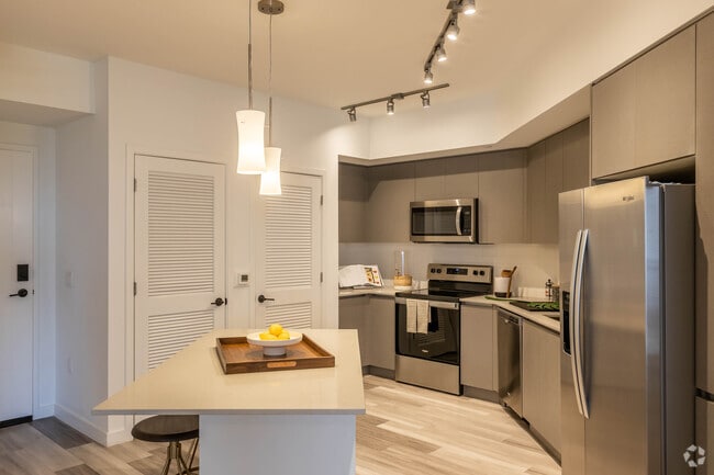 Open Kitchen Design - The Upland at Hialeah